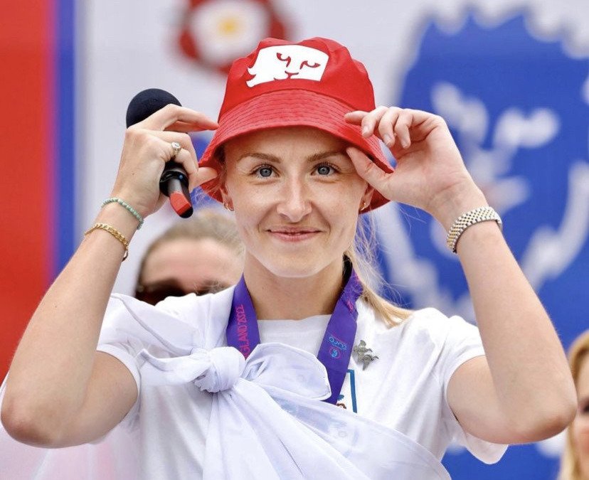 cineledger's tweet photo. leah williamson, you're the cutest person ever 🫶🏻🥹 #Lionesses https://t.co/etx90i8ctZ