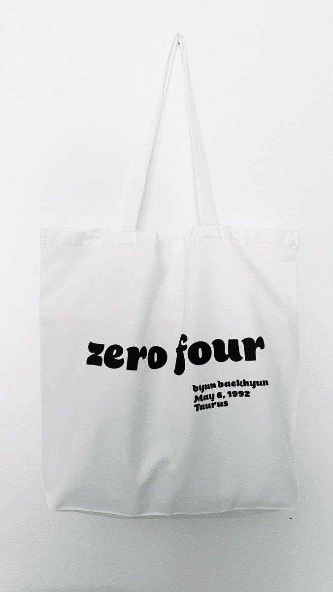jjongyoung_'s tweet photo. EXO-L ANNIVERSARY GIVEAWAY 

🎁 - Exo TOTEBAG by CottonPeach (choose your own member)
🎁 - Random official EXO Photocard 

Rules ❗️
- Must be our subscribers 
https://t.co/hLytuEkWOD
- EXO-L 🇲🇾
-Read t&amp;c at our channel to join 🥰

Deadline : 10.20 PM (5/8/2022)

#pasarEXO https://t.co/De2bLvErmJ