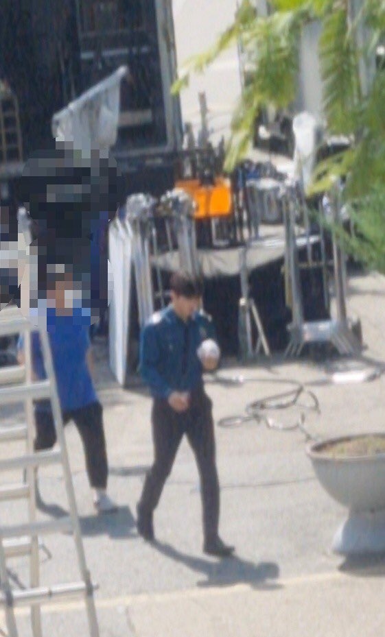 kdrama_menfess's tweet photo. •kdm• NAM JOOHYUK SPOTTED FILMING VIGILANTE GUYS! pada siap ga nih lihat dia jd polisi+villain?🤩 https://t.co/SShtwqtH45