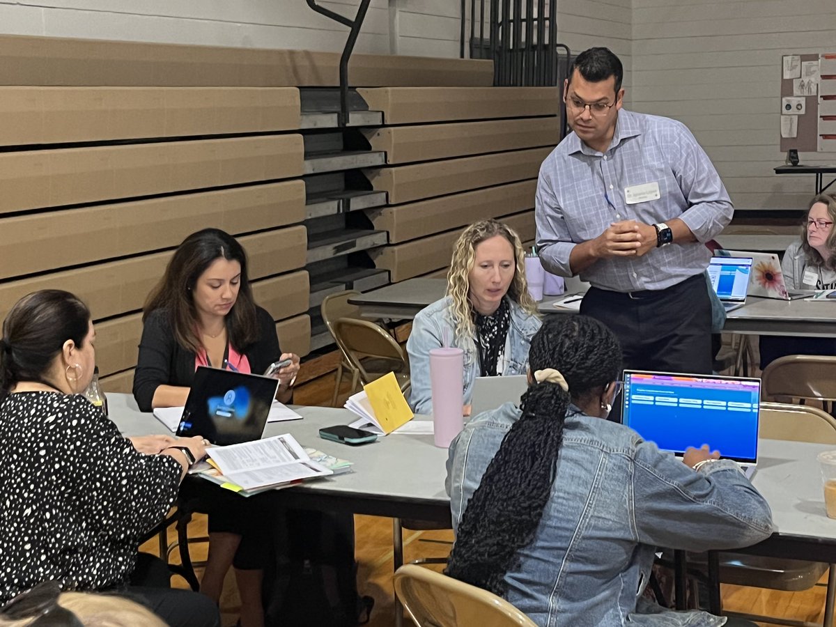 aliciaduell's tweet photo. Day 2 of the @ccsd21 #21EngagedLearning conference is kicking off with @IgnacioLopezIV keynote on “Deepening Authentic Student Engagement for All Students”! #21Learns https://t.co/E06jLlRIdC