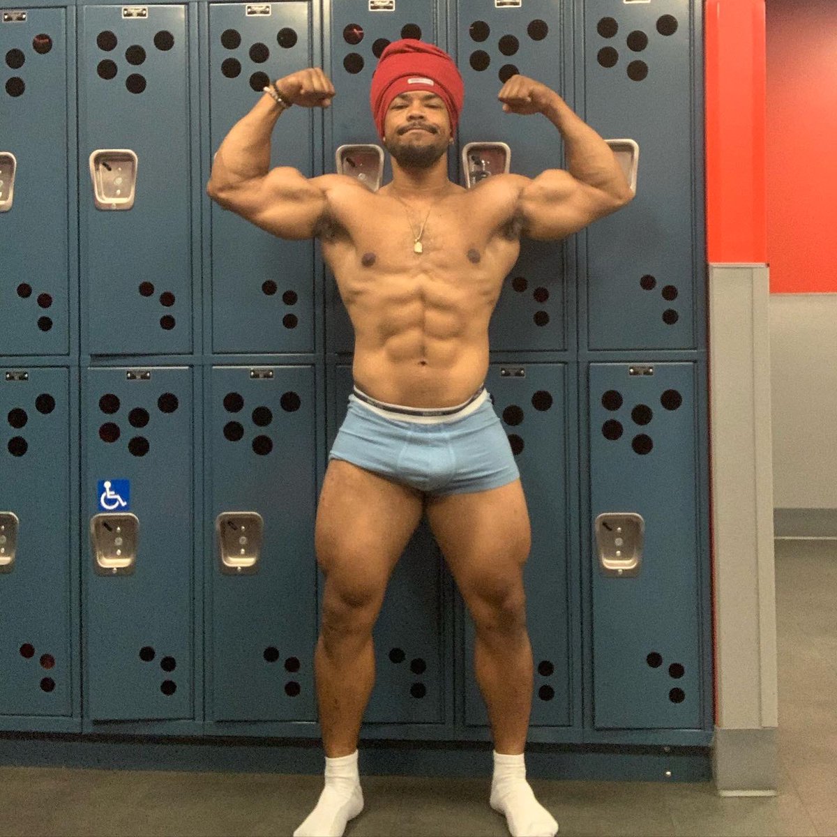 Sageof_SixPacks's tweet photo. 2 weeks down , 8 to go! #showprep #bodybuilding #SageofSixPacks #AboveAverageHuman https://t.co/rnwQuPvEHY