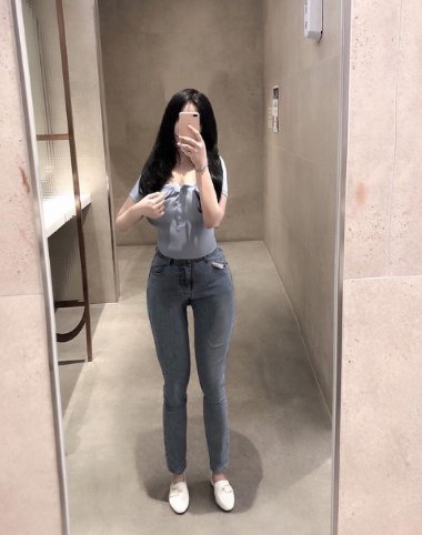 저녁에 심심하면 저랑 야톡해용.
#일탈  #맘눌뎀   #섹트   #능욕