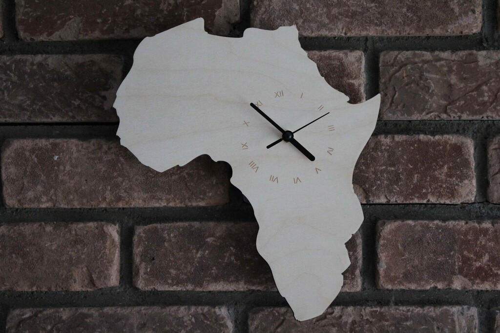 FeelMyCraft's tweet image. Wow picks! Custom Unique Bespoke Africa Shape Clock Africa Map Wooden at €32.0 Choose your wows. 🐕 #AfricanClock #IrelandMap #IrishMap #IrelandClock #BlackEarth #PersonalizeClock #african #IrishClock #CustomGift #AfricanGift instagr.am/p/Cg1xl8tODu-/