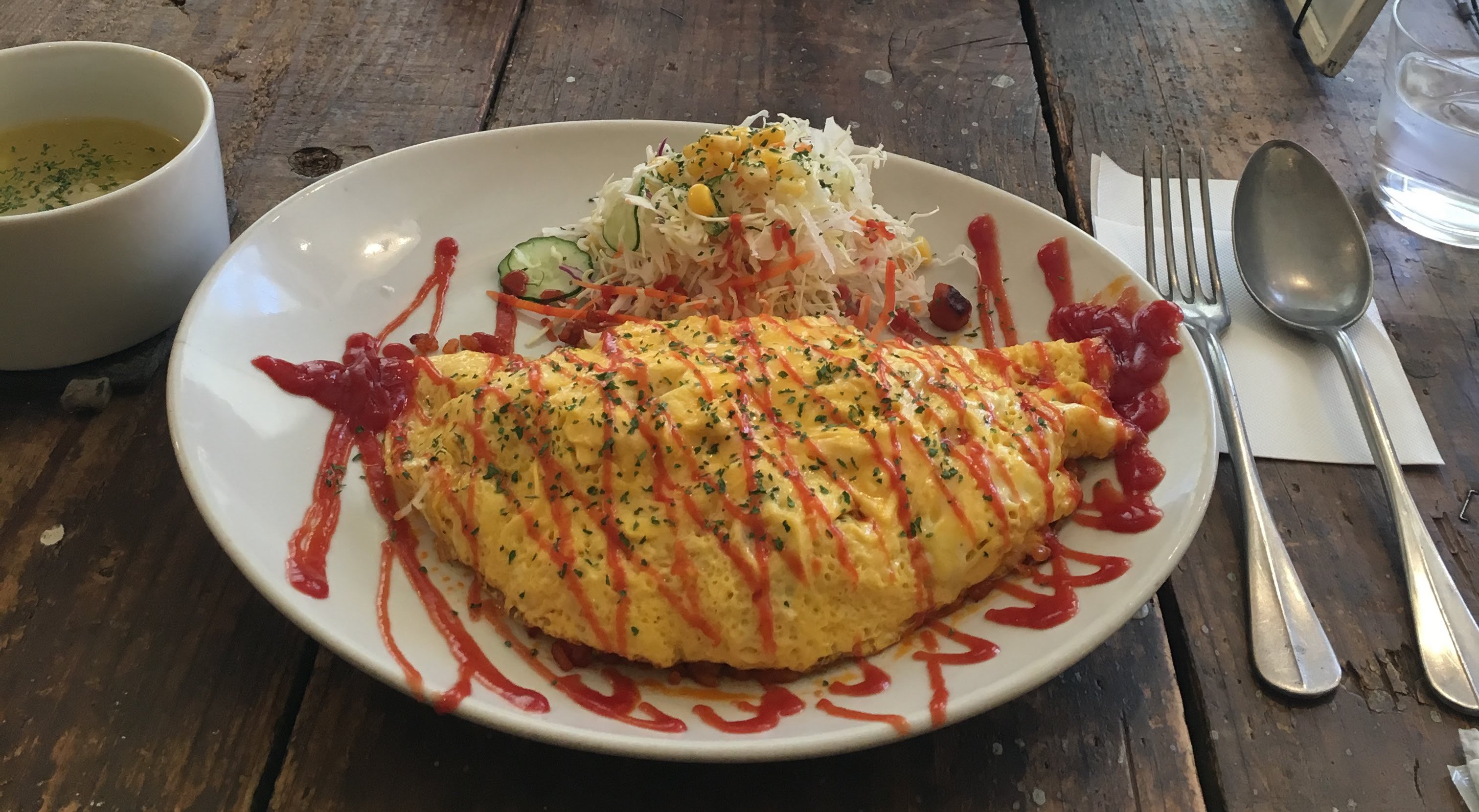 座席数も少ないので ライブ前とかちょっとバタバタした時にはおすすめできないけど 隠れ家感がかなりあるオムライスの美味しいお店 栄駅から割と近め よく焼きの卵 お時間あったら T Co Pksp4v6u7j T Co S4zaq4ozki Twitter