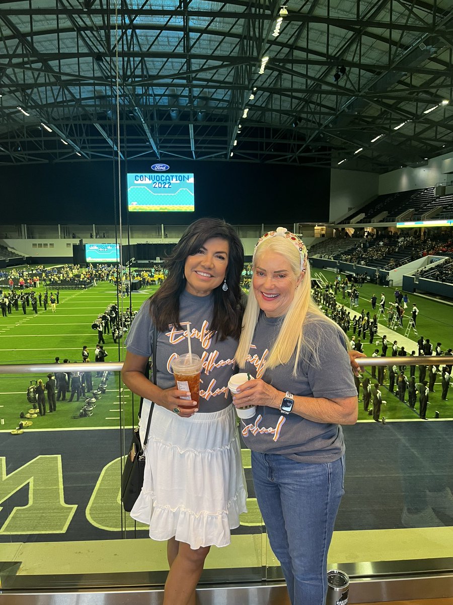 karenirons's tweet photo. #fisdmadetoshine #fisdconvocation2022 #EarlyChildhoodSchool https://t.co/CVCfn1mguF
