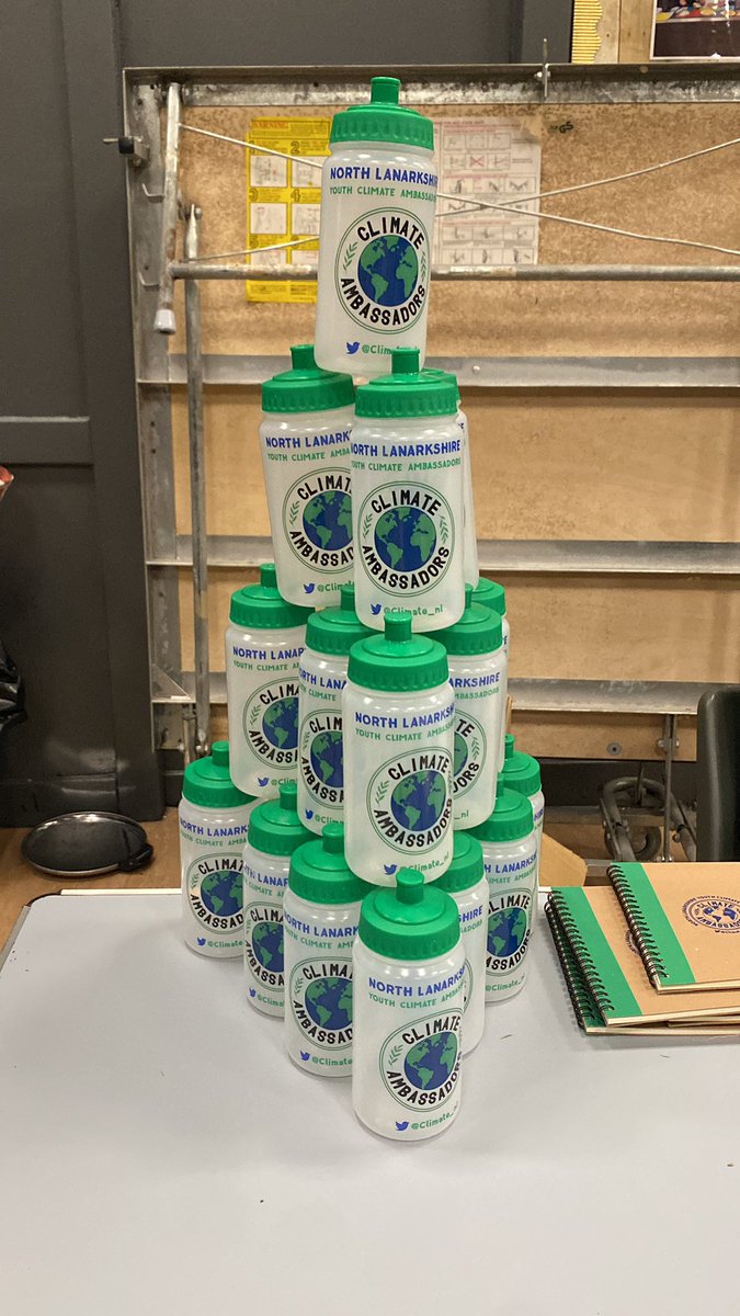 climate_nl's tweet photo. #NLEcoFest our amazing merch on display and available to take for anyone who attends the eco fest! https://t.co/doD3sDJdE6