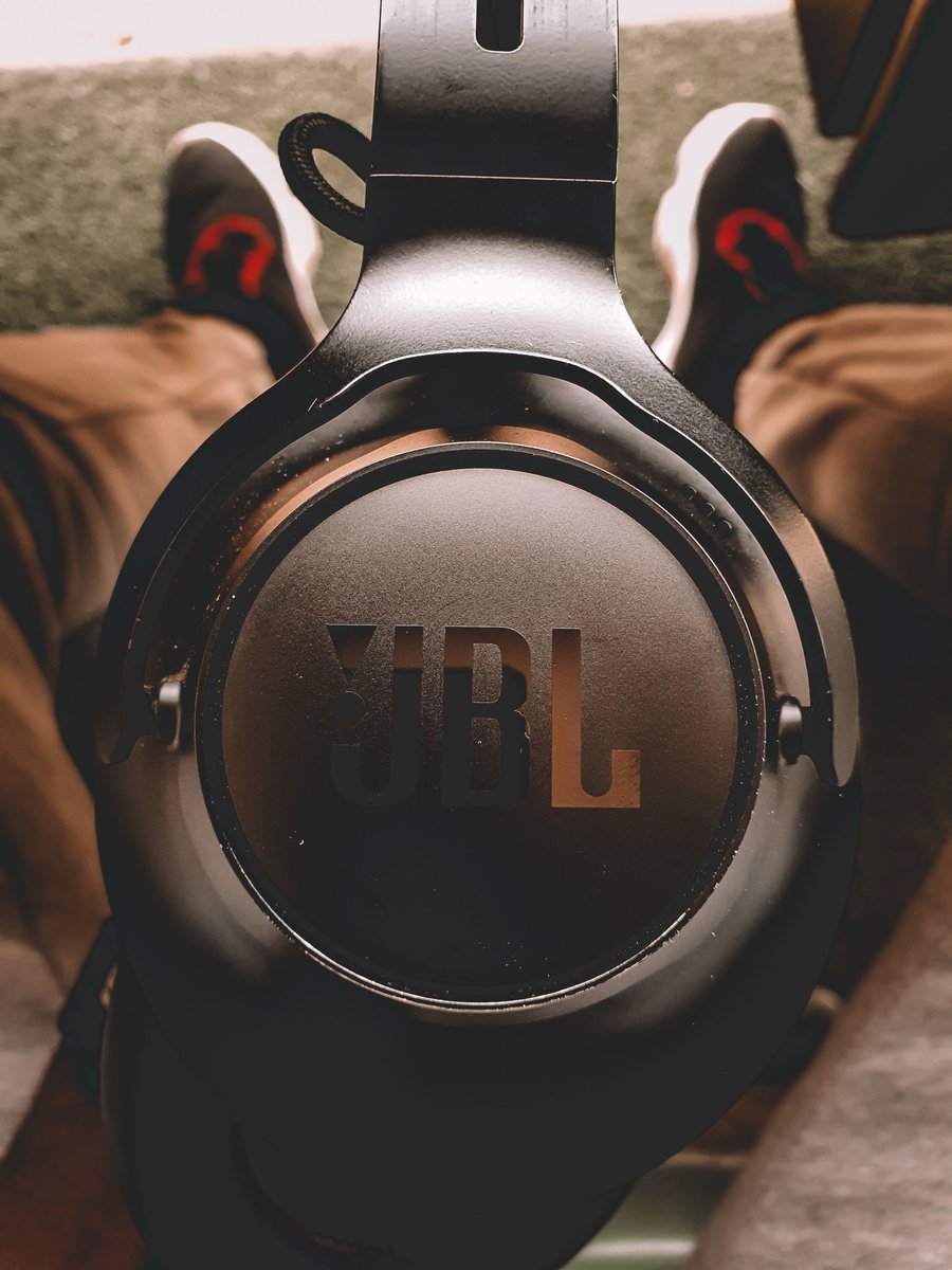 cobby__jones's tweet photo. Created these because I love JBL 🥺

JBL CLUB ONE shot on Samsung https://t.co/KzRkJmzbXI