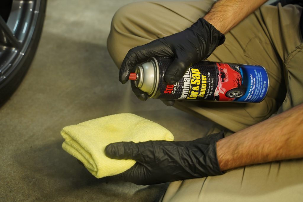 AutoNuvo's tweet photo. One product I can’t detail without- Stoner Tarminator! Tarminator is designed to remove tar deposits, heavy contamination, tree sap, bugs, road film, and more. But I don’t actually want to talk about any of that.
https://t.co/rQN7lapE05
#stonercarcare #detailing #autonuvo #boston https://t.co/yp8JCdkDx1