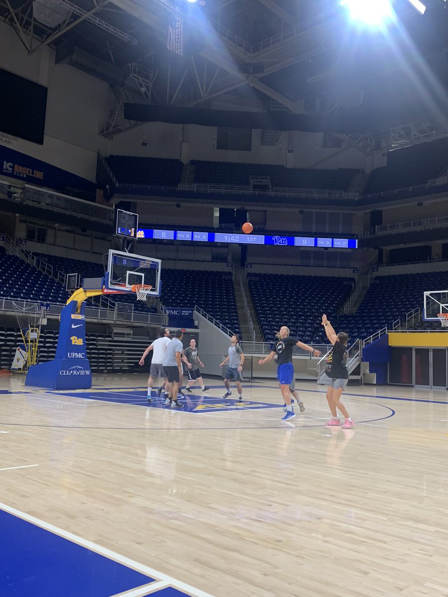 Pitt Morning Hoops tweet media