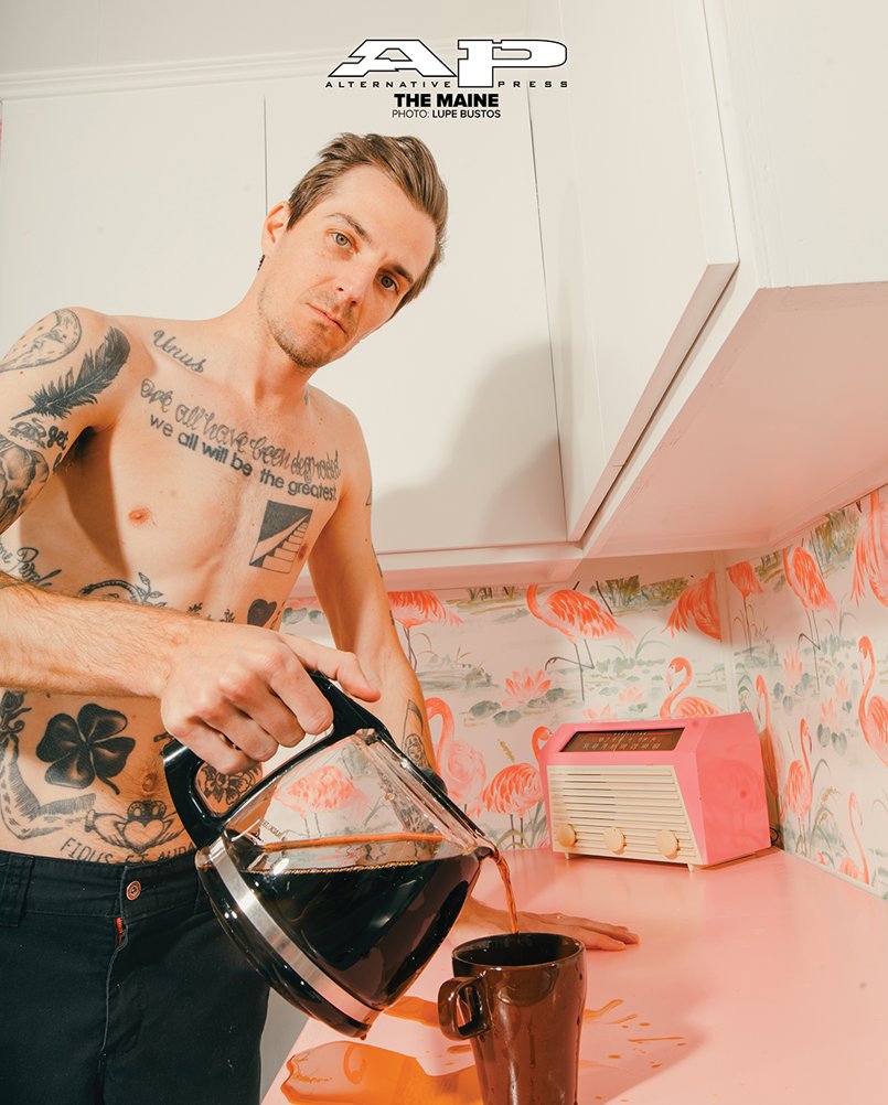 AltPress's tweet photo. A very happy birthday to everyone's favourite yeehaw boy, @johnmaine 🖤🤠

📸 @lupeintransit https://t.co/Se7UOr6PZT