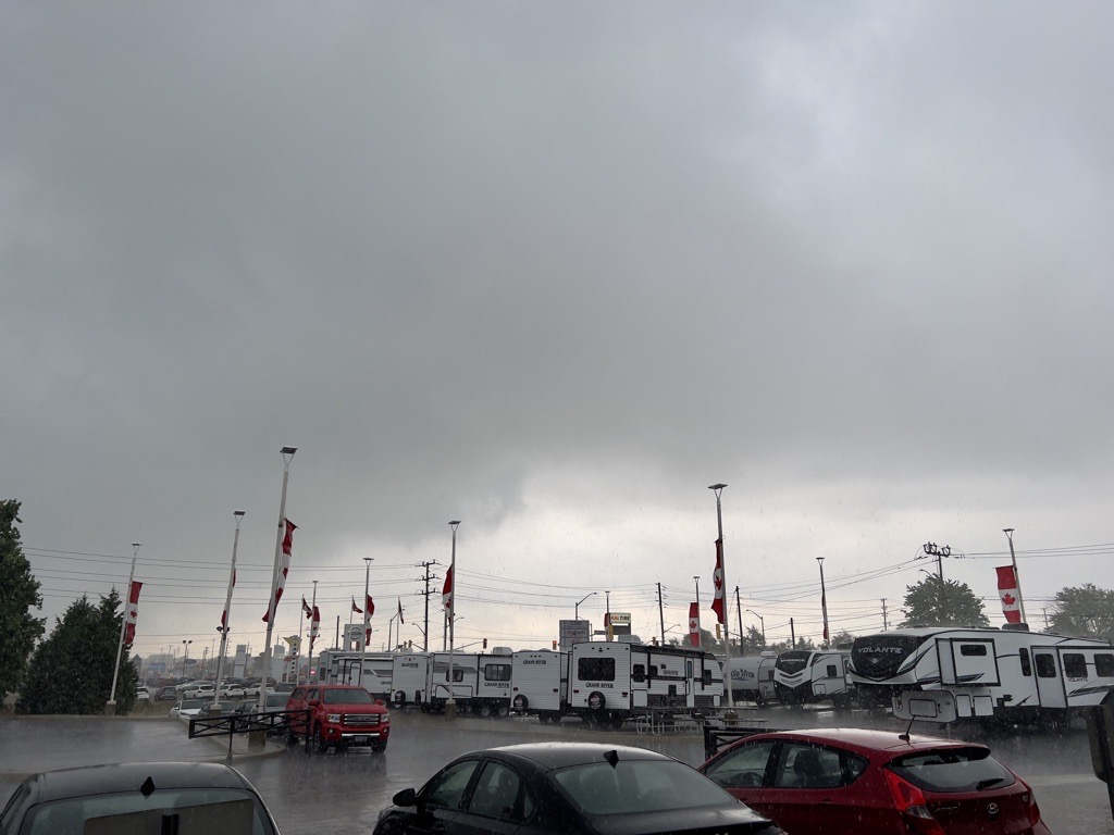 CampMartRV's tweet image. The storm is coming! stay inside stay safe! #onstorm #Cambridge #Ontario