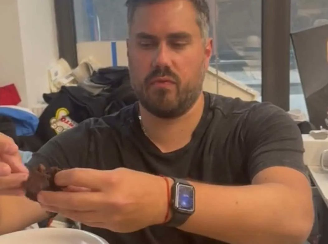 Barstool Sports on Twitter "Big Cat Crumbles Up kontentkim's Cookie