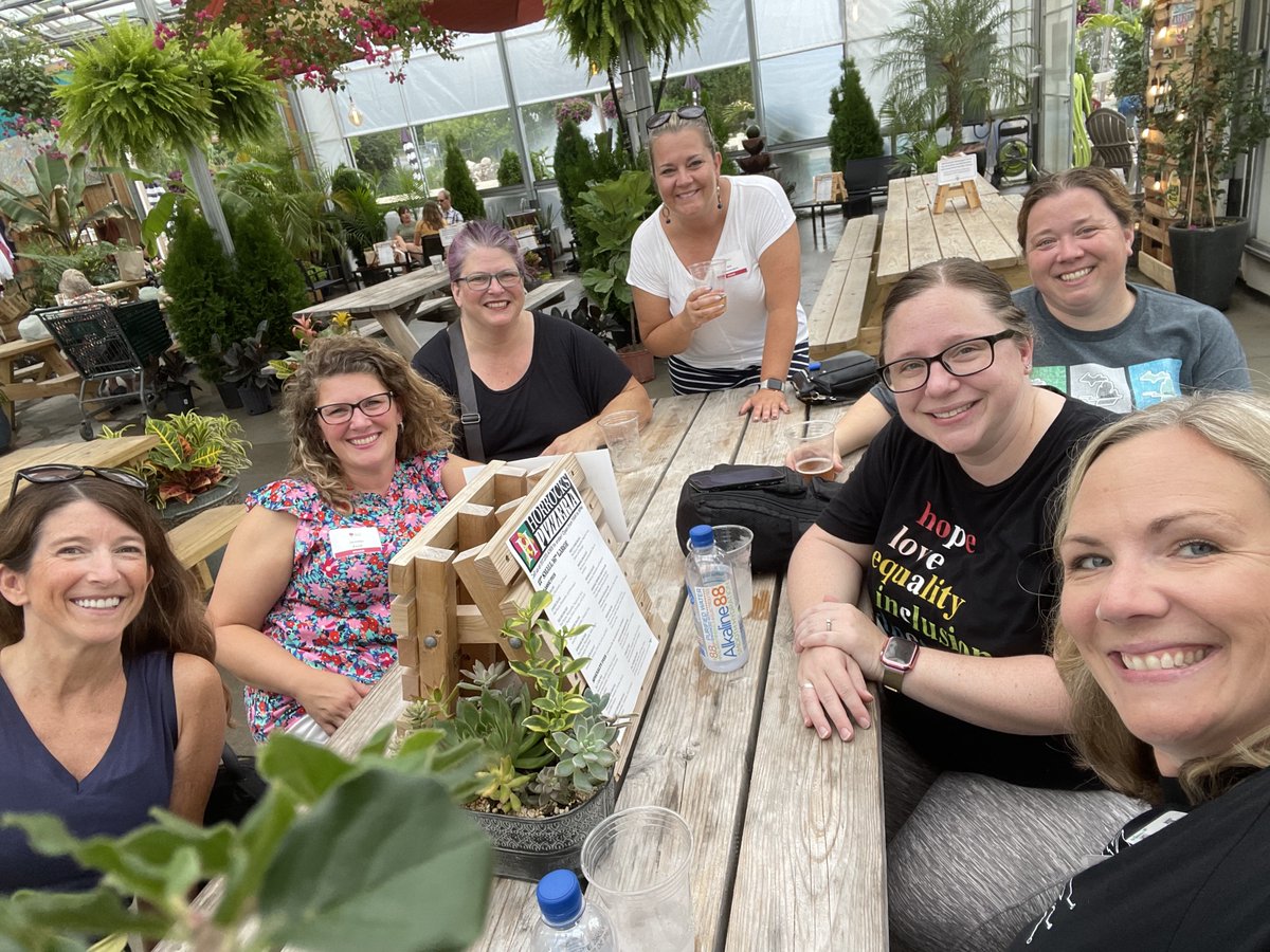 MACUL's tweet photo. Post- #EdCampMACUL debrief and discussion from some of our members! https://t.co/IUeSqlDSaw