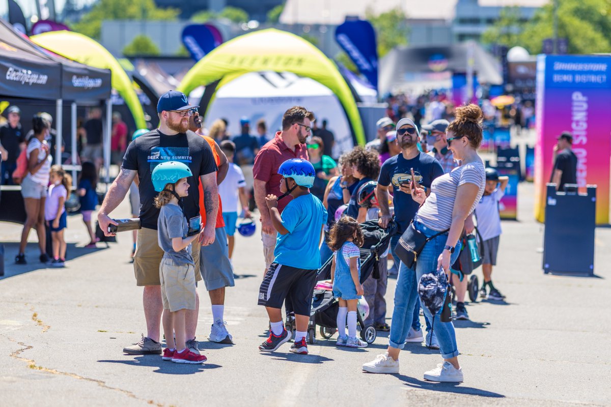DemoDaysFest's tweet photo. Mark your calendar Aug 27th - 28th we are taking over Long Island, NY at the Nassau Coliseum. We will have something for the whole family from #EV test drives to the #hover1 Kids Zone.
#electrifyexpo #ev #emobility #kidszone #bikedemos #testdrives
https://t.co/NMapTrkydK https://t.co/LagekdxDD5