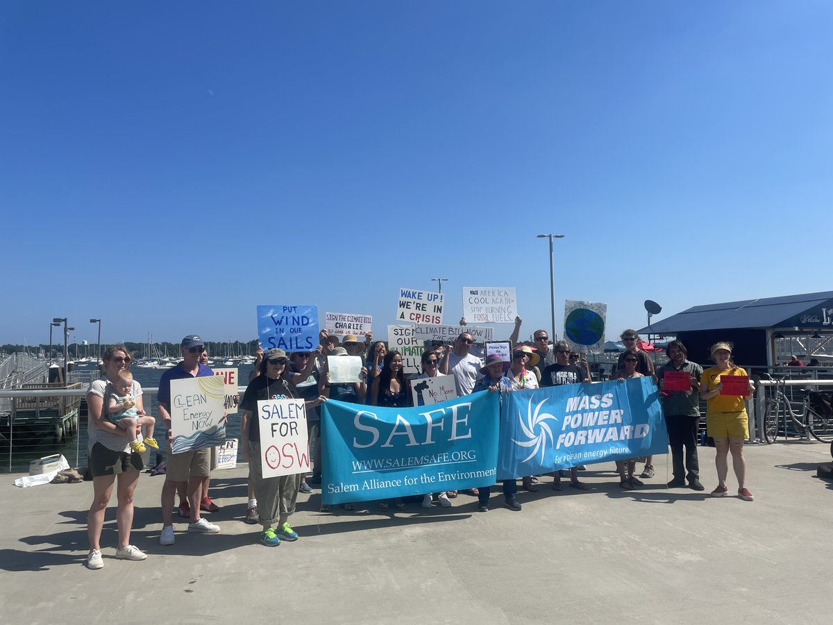 MassClimate's tweet photo. Today, MCAN joined the @MAPowerForward coalition and so many others in Salem to urge @MassGovernor to #PutWindInOurSails and #SignMAClimateBill. This is a moment of immense opportunity for our people our communities, and our state. #DontBlowItCharlie
#mapoli https://t.co/ShToODNieW