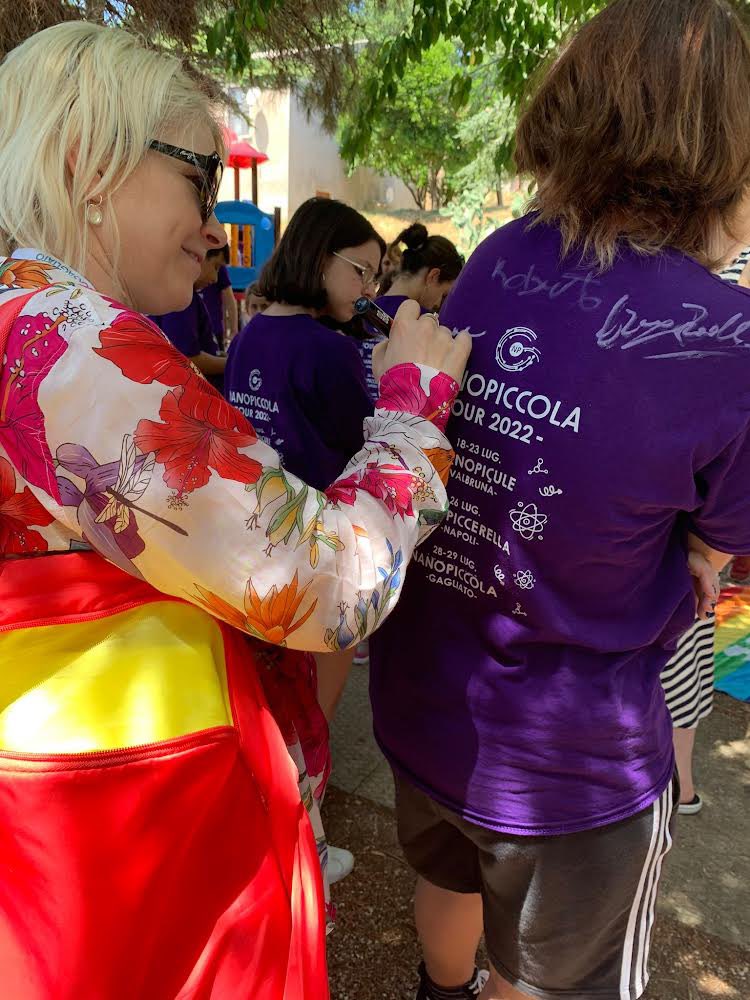 MDDBacker's tweet photo. @NanoGagliato 2022 is a wrap! 
It was a fantastic (small) gathering of global leaders and scientists, fully engaging the local Gagliato community, teaching 80+ children about DNA/RNA/nanomedicine and much more
https://t.co/2s30HgwbQg 
#STEM #nanomedicine #RNA https://t.co/Iq0fVn007H