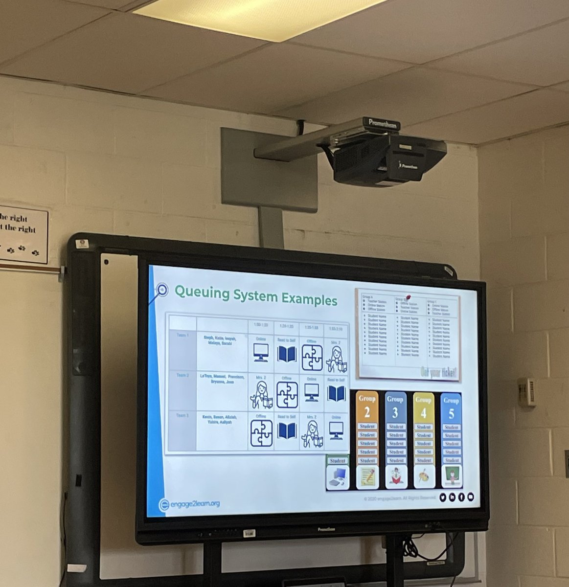 Transition systems are important because they provide clarity within stations. Visuals and queuing systems are helpful for young students to help them identify stations and develop and practice life ready skills. 
#MSCSe2Lbettertogether