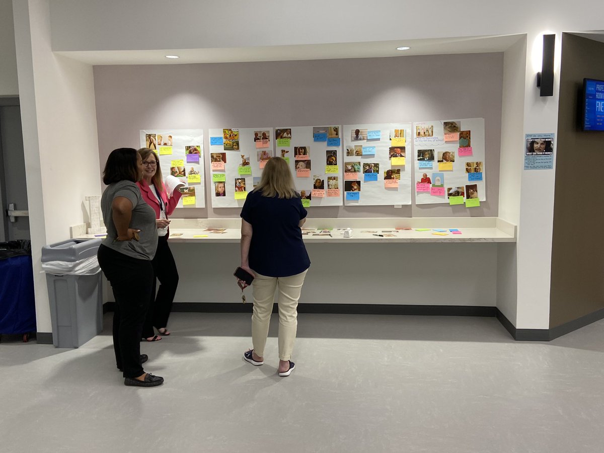 LEISDDigLearn's tweet image. When your memes are so good they bring out the Sup. Of Curriculum &amp;amp; Learning and your HR Directors! 😅 @HR_LittleElmISD