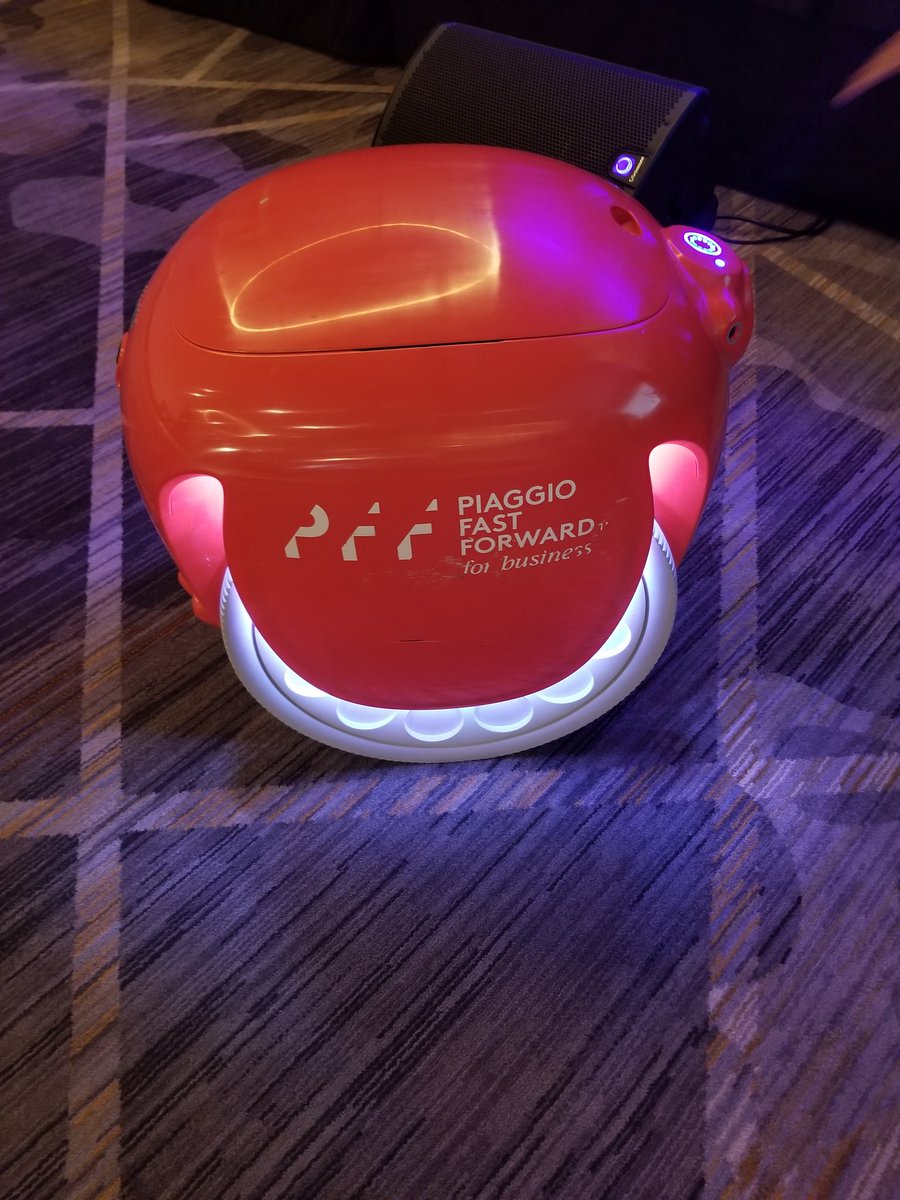 961hannah's tweet photo. Say hello to my little friend LOL #TLG2022 https://t.co/cUhk1vlJDZ