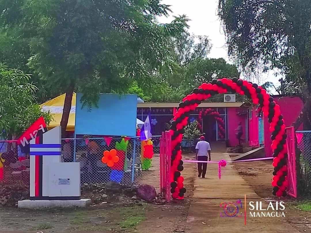 MelvinV2021's tweet photo. #Nicaragua Las Familias y el MINSA, con alegría y amor inauguran la rehabilitación del Centro de Salud Salomón Moreno en el distrito V de Managua. 
#FuerzaDeVictorias https://t.co/jObsOMi8Yt