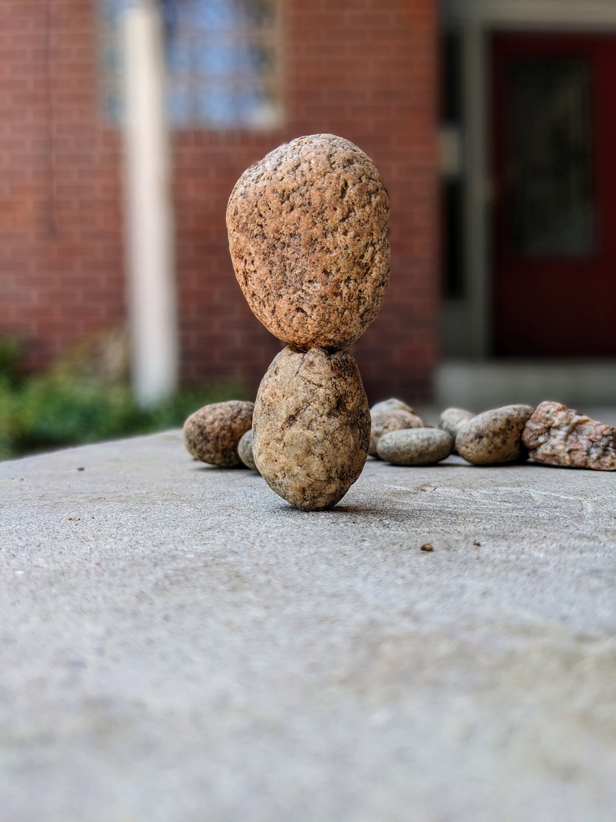 hiddenbalance's tweet photo. Microstacking, Lakewood, Colorado 
#stacklife #stonebalancing #rockbalancing https://t.co/TcxgKw0Lbh