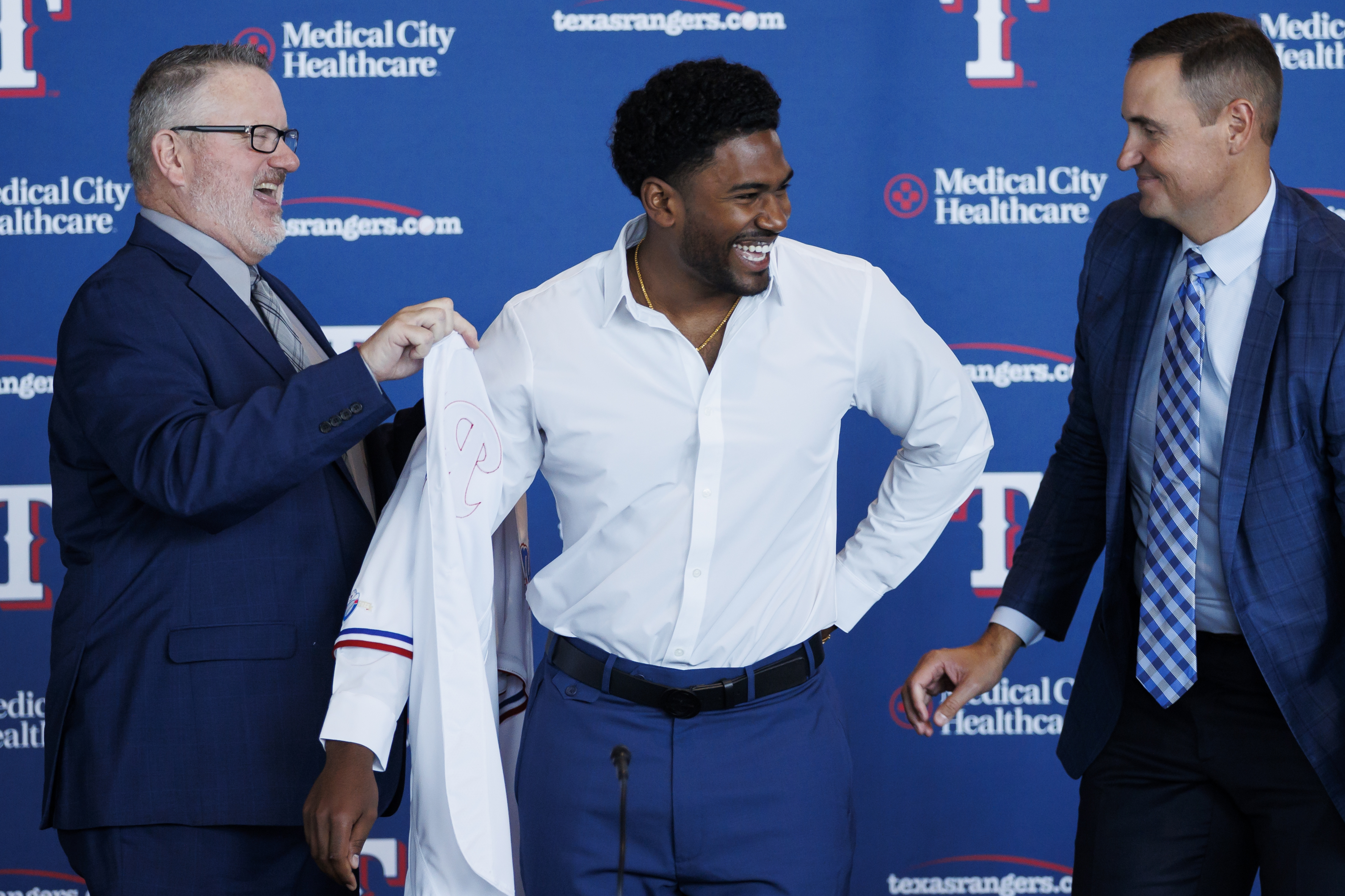 Texas Rangers on X: Rangers Captain & @elvisandrusss1 goofing around  at #RangersFest.  / X