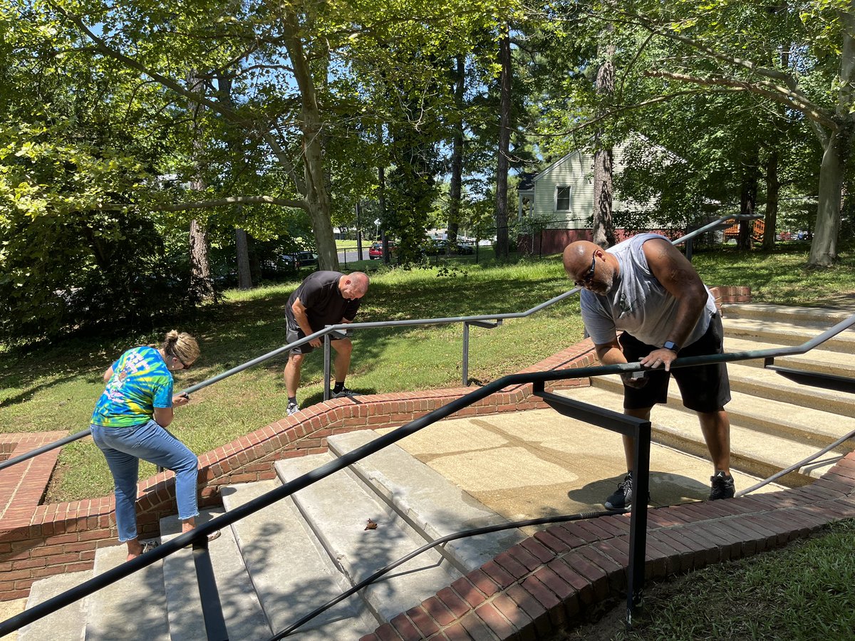 WJCCSchools's tweet photo. Our team was spread across the community today: Highland Park, both of our community libraries, House of Mercy, and Child Development Resources. It's our honor to support those who serve our students and families! #WJCCGivesBack #WeAreWJCC https://t.co/qZU0uWGaqM