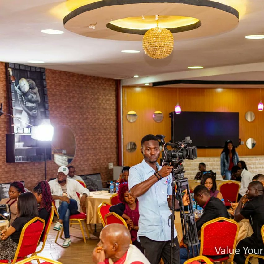 ValueYourVoteNG's tweet photo. Rep of @NOA_Nigeria Director General @GarbaAbari, Mr. Edozie Emmanuel giving his goodwill message at the official unveiling of Value Your Vote Naija Campaign.
#2023elections
#ValueYour
@YIAGA @SituationRoomNg @inecnigeria @officialEFCC @CDDWestAfrica @iPledge2VoteNG https://t.co/vRC6tGW7wO