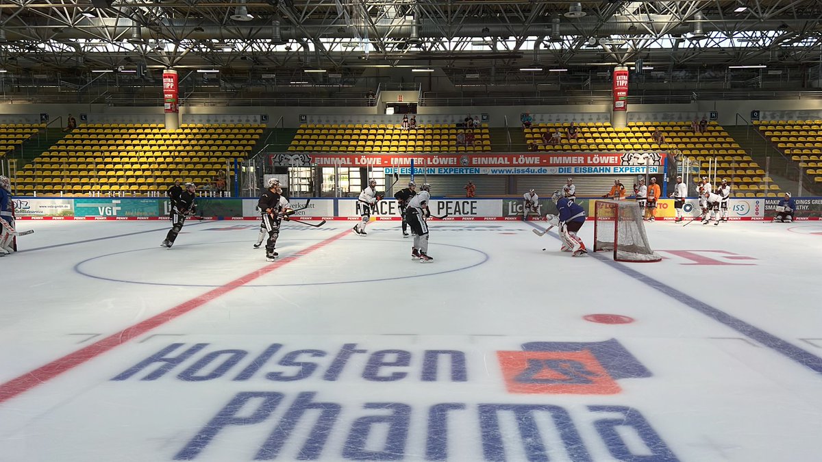 loewenfrankfurt's tweet photo. Ein sommerliches HALLO aus der Eissporthalle🦁
#bembelhockey #gemeinsambruellen #loewenfrankfurt #eishockey #hockey #del #pennydel #frankfurt #meister #championship #entdecke_hessen #kulturinhessen #hessen #rheinmain #visithessen https://t.co/9EOCfdNZ0i
