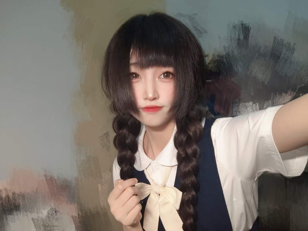 MawNova's tweet photo. #意淫 #射屏 #绿帽 #出卖 #女友 #绿帽奴 #肉便器  #丝袜 受不了了 来贡献女友 求私信一起玩  想看爸爸们射满她的小脸 想看合照看射屏 你问我答来听听小骚货怎么被操的 https://t.co/VcBSCErG2L
