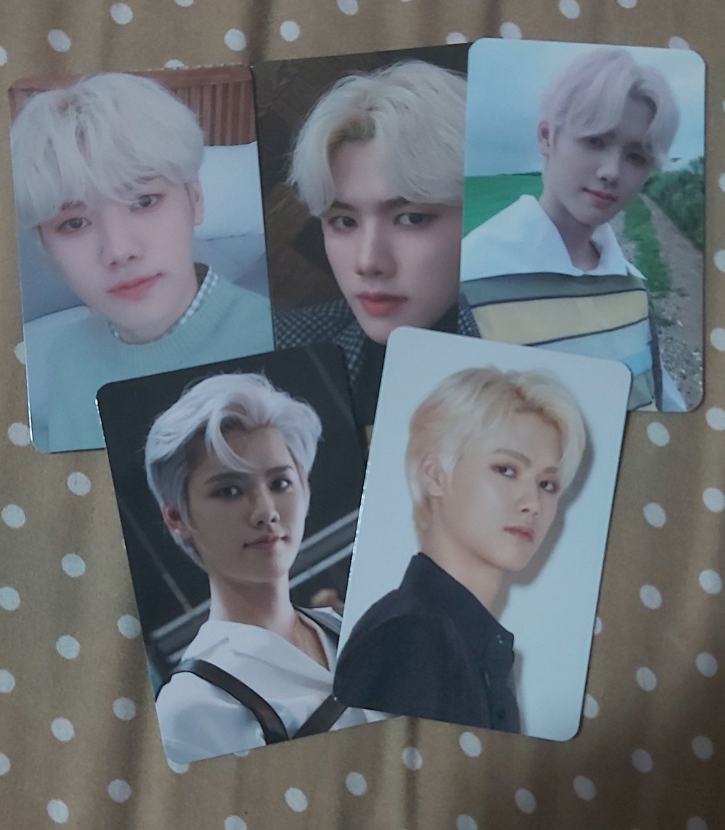 ninghzuo's tweet photo. rm20 for everything in the picture (2nd, 3rd &amp; 4th picture)

#wannaone #cravity #minhee #woobin #serim #allen #jungmo #hyeongjun #seongmin #wonjin #taeyoung https://t.co/bklv0SyeVl
