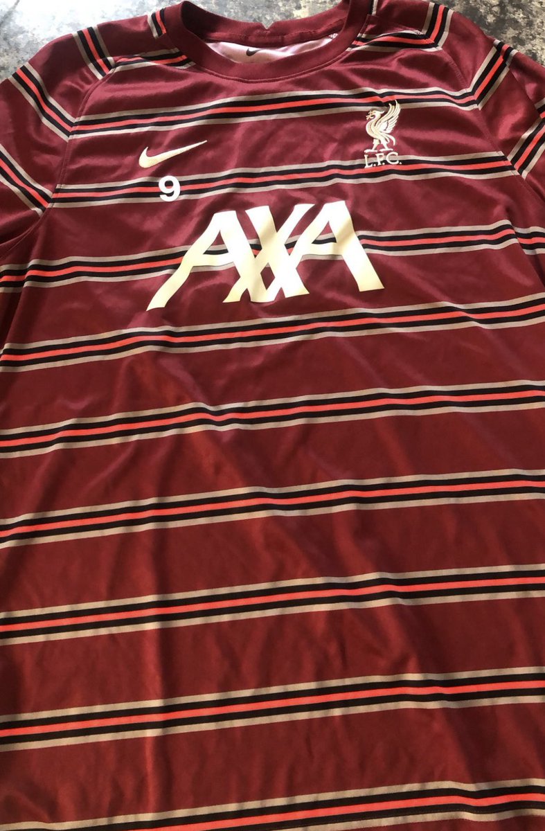 pcollis1989's tweet photo. 👀👀 competition time 👀👀

We’ve reached over 6000 followers and due to this we’re doing a give away 

For the chance to win a worn Roberto Firmino training shirt from last season all you have to do is …

🇧🇷RT THIS 
🇧🇷FOLLOW US
🇧🇷TAG A FRIEND 

Winner announced Sunday 6pm https://t.co/2YbEOyx9OC