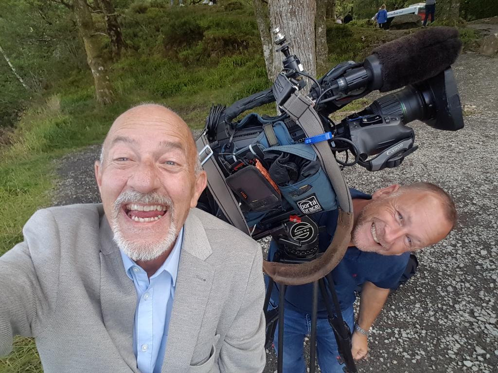 On <a href="/ITVborder/">ITV News Border</a> at 6 we're on the trail of the so-called Borrowdale Banksy! The mysterious artist creates stunning artwork in the lakes. Cameraman Steve and I went to investigate. Who is the #Borrowdalebanksy