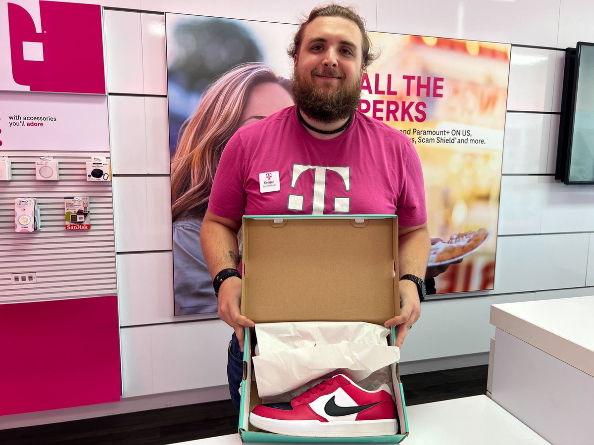 Portables Choice Group, LLC (@pcgwireless) on Twitter photo Our DMs are pretty awesome <a href="/young_empire/">stan youmans</a> put together a contest for his RSMs and blessed Keegan with these 🤩🤩🤩 Congrats Keegan! You rocked it in July can’t wait to see what August has in store! Our DMs are pretty awesome <a href="/young_empire/">stan youmans</a> put together a contest for his RSMs and blessed Keegan with these 🤩🤩🤩 Congrats Keegan! You rocked it in July can’t wait to see what August has in store!