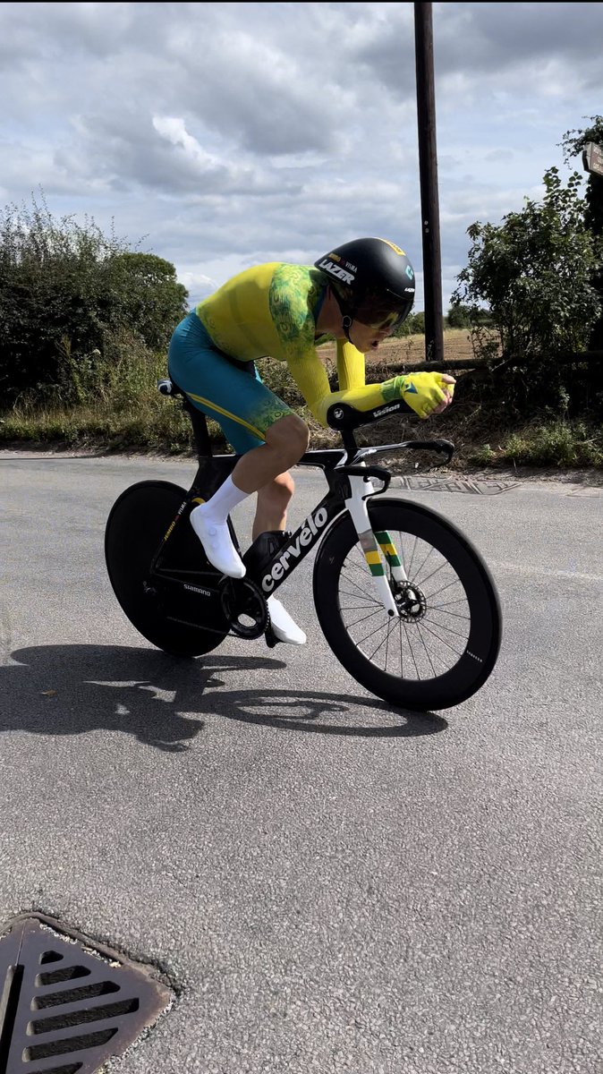 DraKerrla's tweet photo. Well I had a great time out and caught some sufferance shots on the time trial for #CommonwealthGames2022 #CyclingTimeTrial #DanBigham #GeraintThomas #RohanDennis https://t.co/vnwjPZLf4j