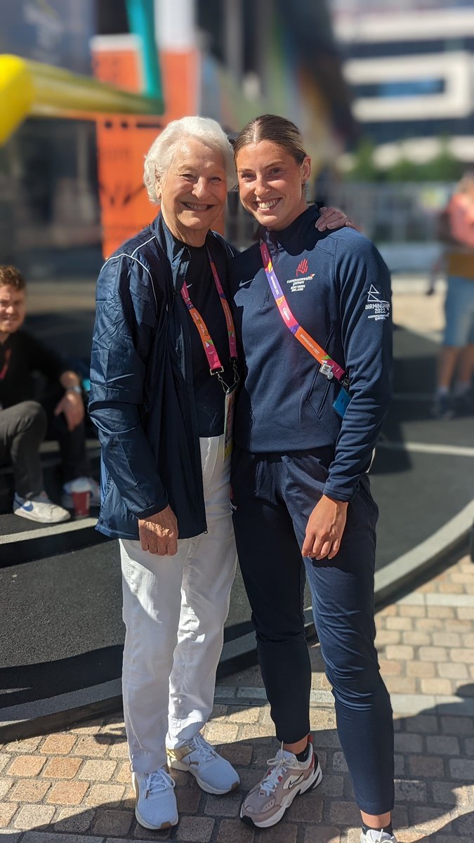 LauraKerr_NI's tweet image. Fast forward 5 years⏩ &amp;amp; this 16 year old becomes the Commonwealth Games Heptathlon Silver Medalist aged 21 🎯 Another step on the journey @kateoc2000 To those who believe in nurturing, developing &amp;amp; investing in junior talent in NI🙏 @MaryPetersTrust @GoTeamNI
#AcademyClassof2019