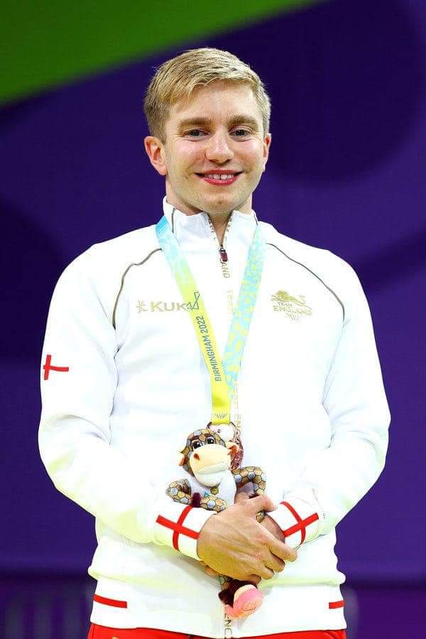 10 years ago I swam in front of my home crowd at London 2012. 4 Years ago I retired from swimming and swore never to go back. 

This year:  
I made my first international team since 2014. Qualified for my second major home Games.
Won my FIRST ever individual medal. 

#b2022