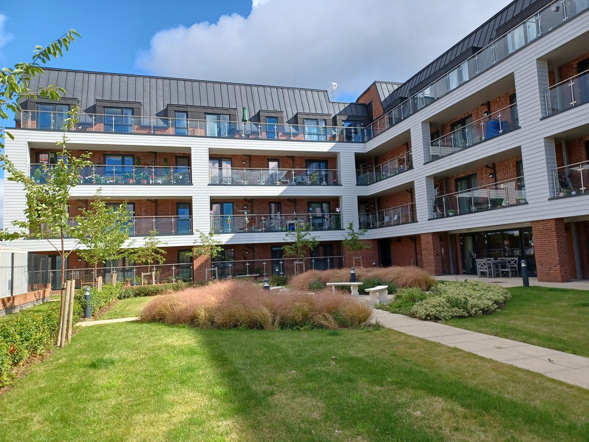 Gavin White tweet media