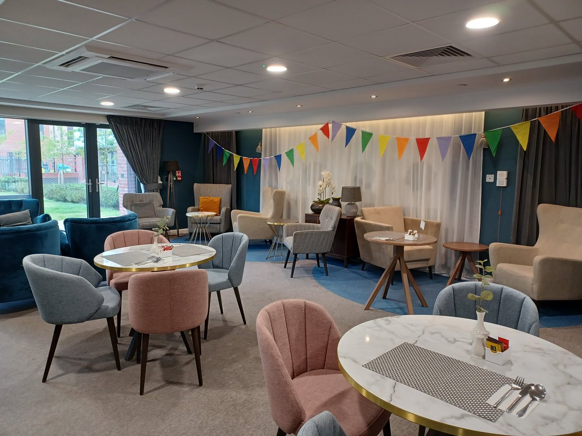 Gavin White tweet media