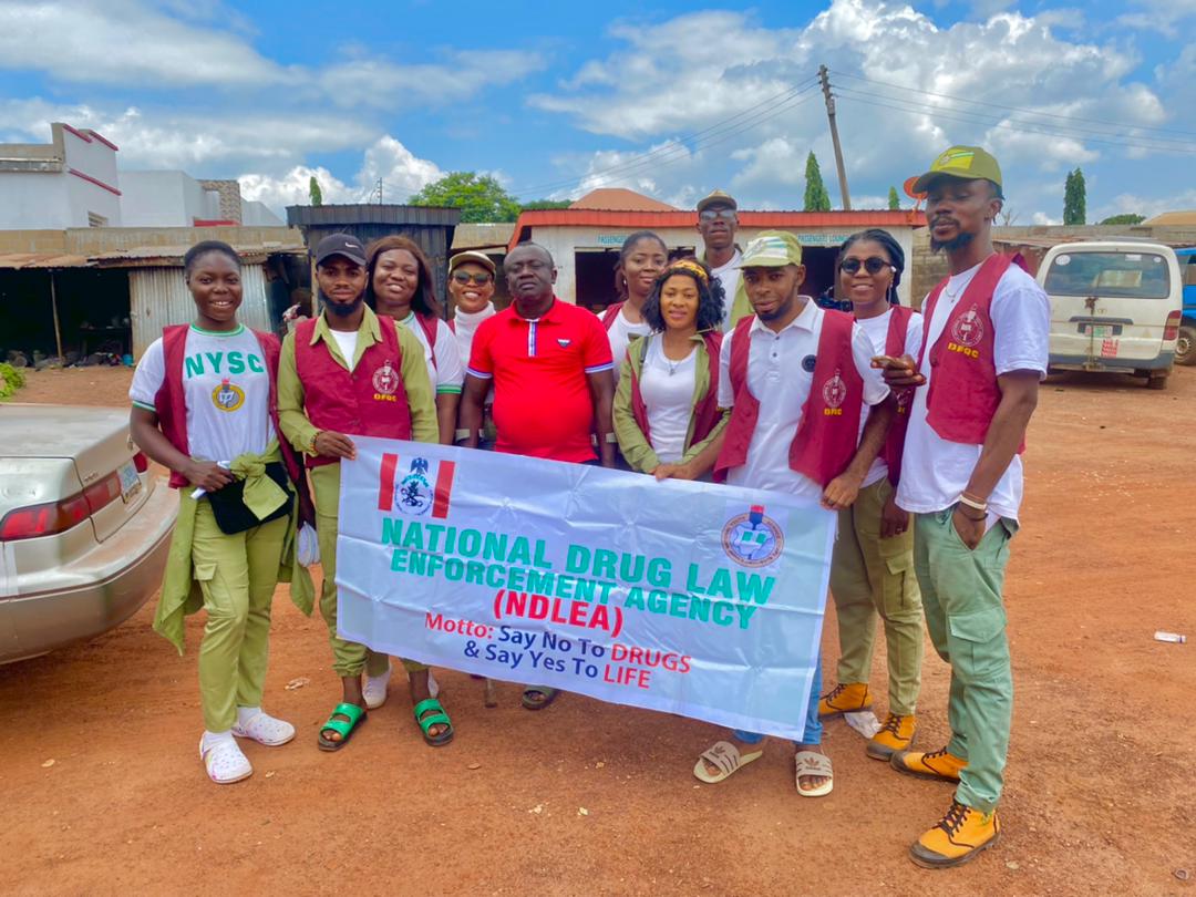 aikpokpo_c's tweet photo. Say no to hard drugs.
#Ndlea 
#Cdsgroup https://t.co/N5YPRRsTWe