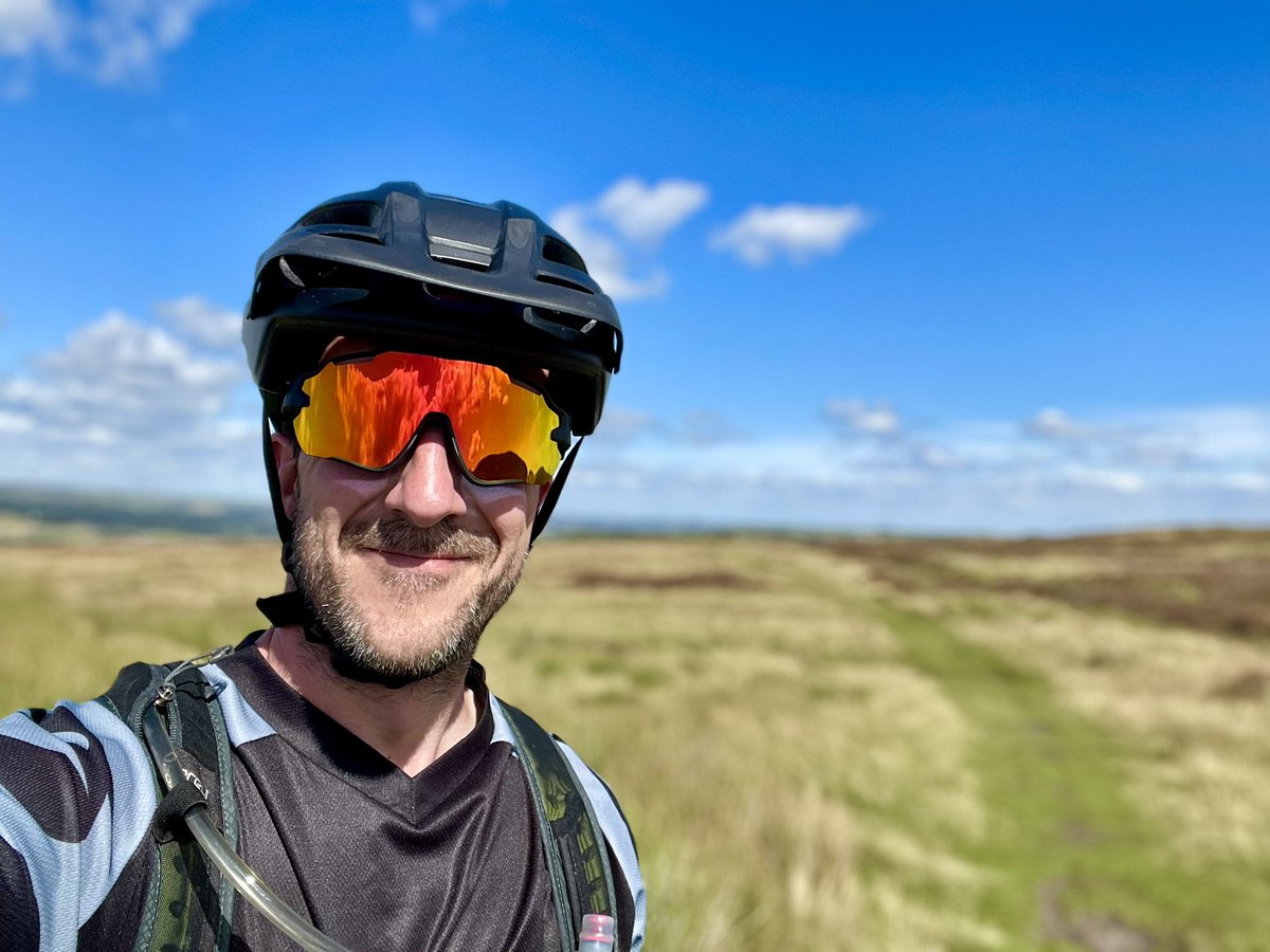 RobTheBeast_'s tweet photo. Nice hilly blast on the MTB to condition my lungs for Everest Basecamp (not long now).

A few PB’s along the route too. Always a bonus.
-
#RobsAdventures #CitrusEyewear https://t.co/VKimge4ewE
