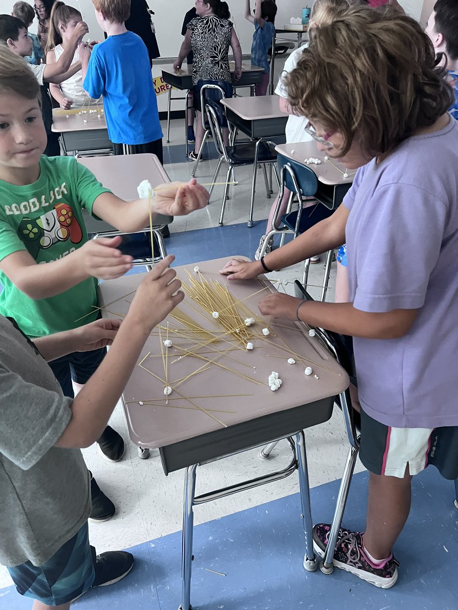 Spaghetti tower challenge to end our Summer SPARK program. Design process and student collaboration for the win!#STEMAllDay  @LaFayetteTribe @MrRicegrade4 <a href="/kristen_lamson/">Kristen Lamson</a> <a href="/EricaKrenz/">Erica Krenz</a> @WaterlooFamily <a href="/NYSMTP/">NYS Master Teacher Program</a>