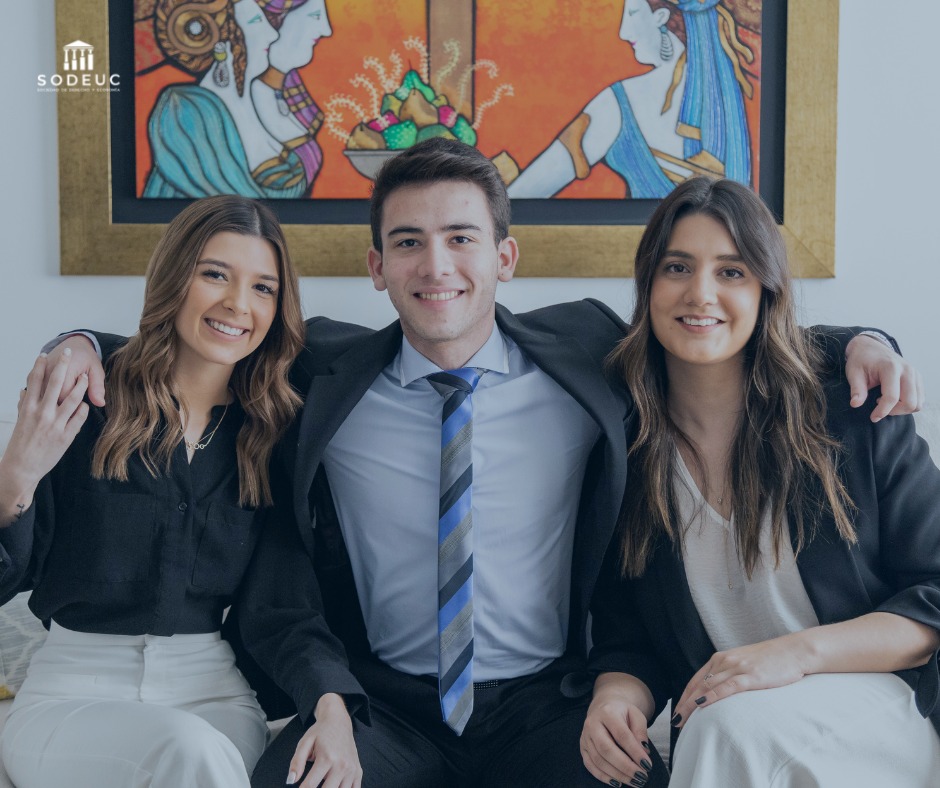 sodeuc's tweet photo. Conocé al Presidente de la SODEUC ✍🏼
Mauricio Gadea Fleitas, tiene 20 años. Actualmente en el 2do año de Derecho en la Facultad de Ciencias Jurídicas y Diplomáticas. Trabaja como Paralegal en el Estudio Jurídico Gadea Herrera Avila Abogados.
#SODEUC https://t.co/wYKkeZNp54