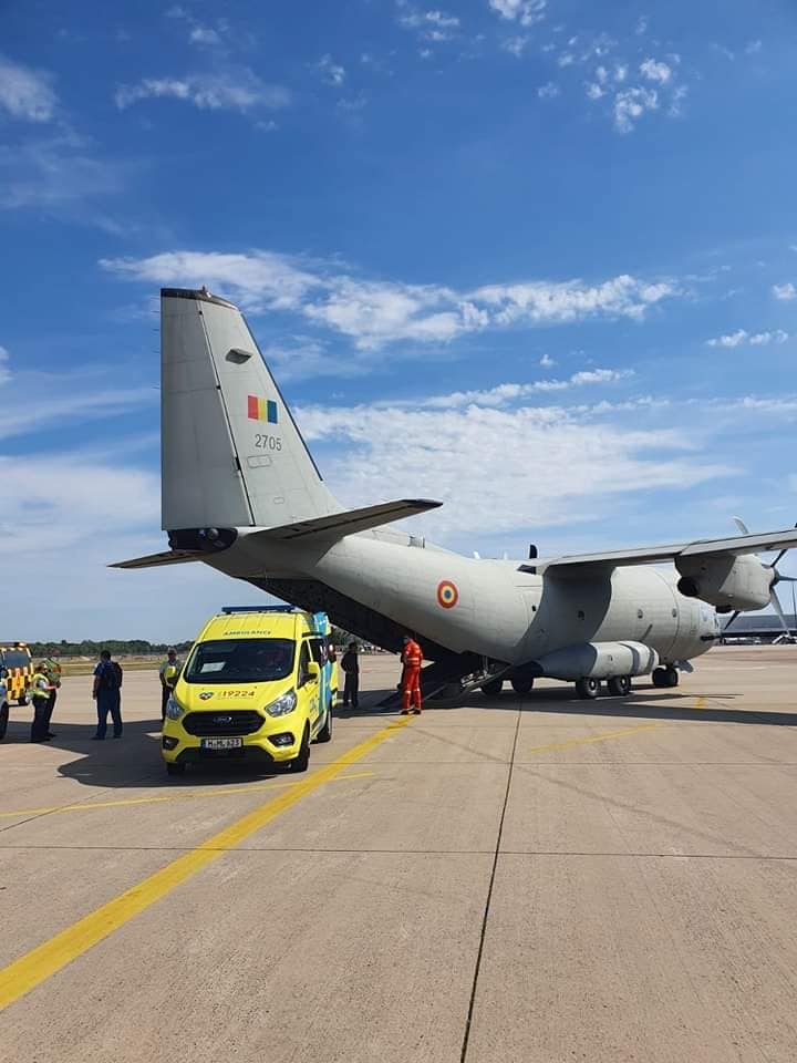 MApN on Twitter: "O aeronavă C-27 J Spartan a Forțelor Aeriene Române,  configurată pentru misiuni medicale, a decolat din Baza 90 Transport Aerian,  pentru a efectua o misiune de transport umanitar pe