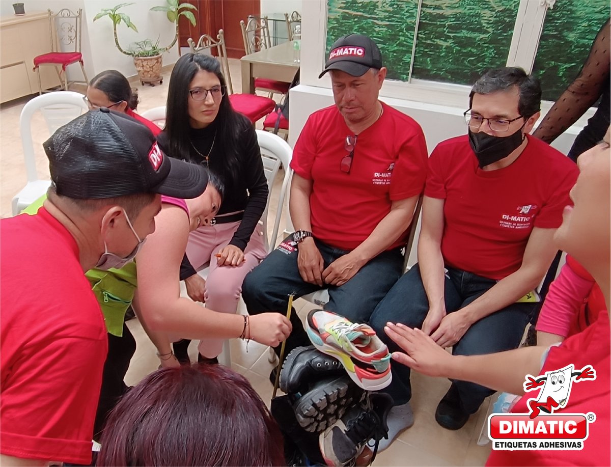 dimaticltda's tweet image. Con el apoyo de @arlsura realizamos una capacitación de trabajo en #equipo fomentando técnicas para mejorar la comunicación y relaciones humanas entre los colaboradores de @dimaticltda, analizando las principales causas de conflictos y cómo resolverlos.
#yosoydimatic #arl #sura