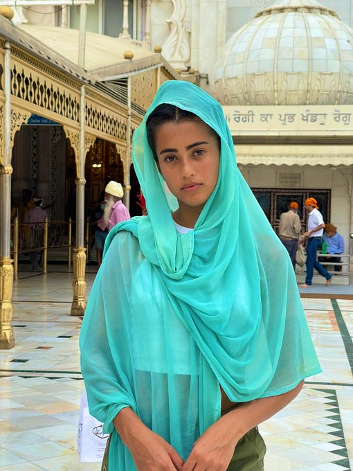 I&rsquo;m ready to wear a Sari 😍 what do you think? 😋 #sari #model #india #traveler https://t.co/cvGC1zS1v<a href="/tag/model"class="tags"><span>#model</span></a><a href="/tag/india"class="tags"><span>#india</span></a><a href="/tag/traveler"class="tags"><span>#traveler</span></a><a href="/tag/sari"class="tags"><span>#sari</span></a>