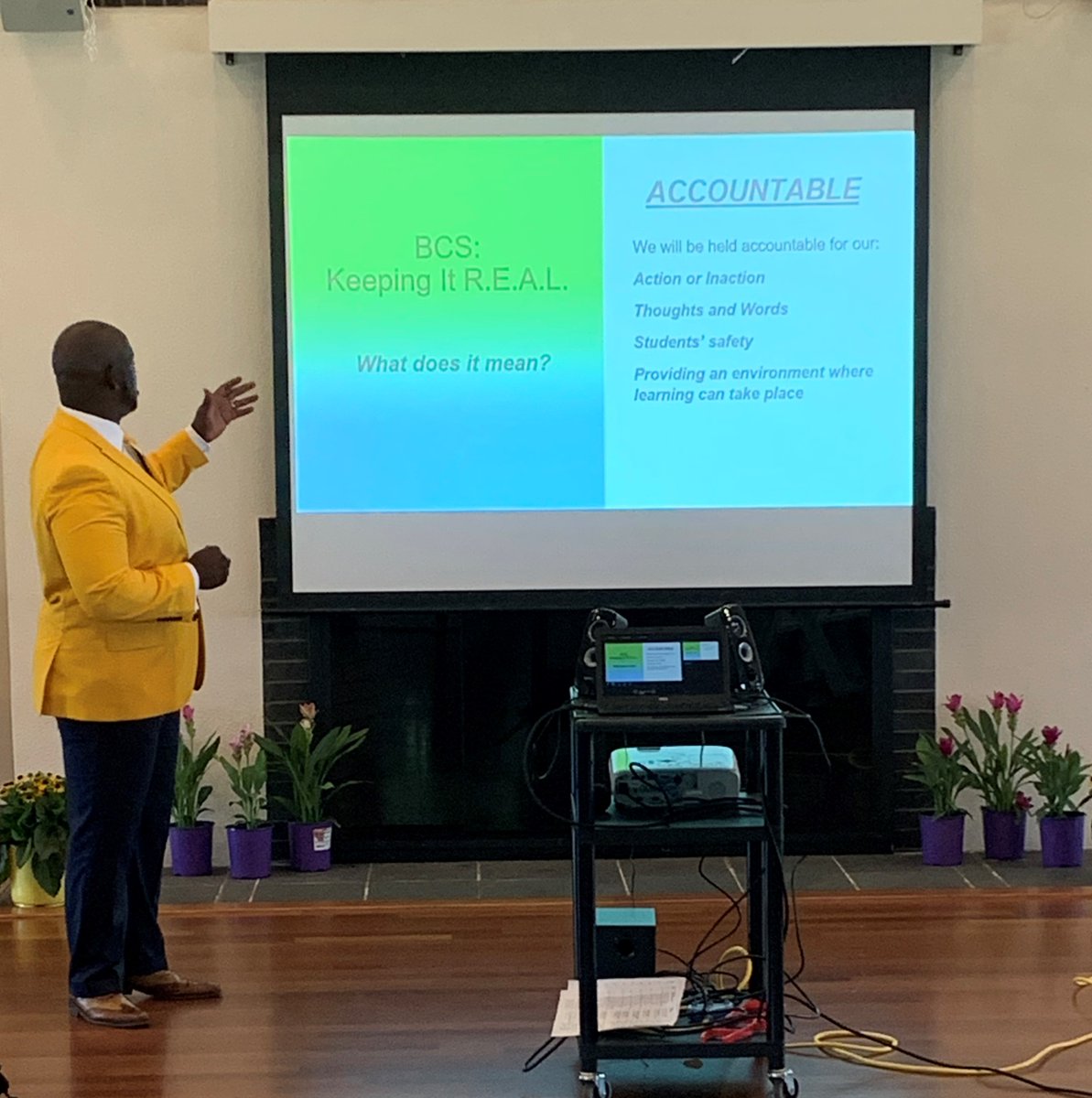 On August 1st, Superintendent Dr. Jerry Oates announced the theme for the 2022 - 2023 school year.📢

This year, Brunswick County Schools will be 'Keeping it R.E.A.L.' 👏

What does Keeping it R.E.A.L. stand for?
📌RIGOROUS
📌 ENGAGING
📌 ACCOUNTABLE
📌LIMITLESS