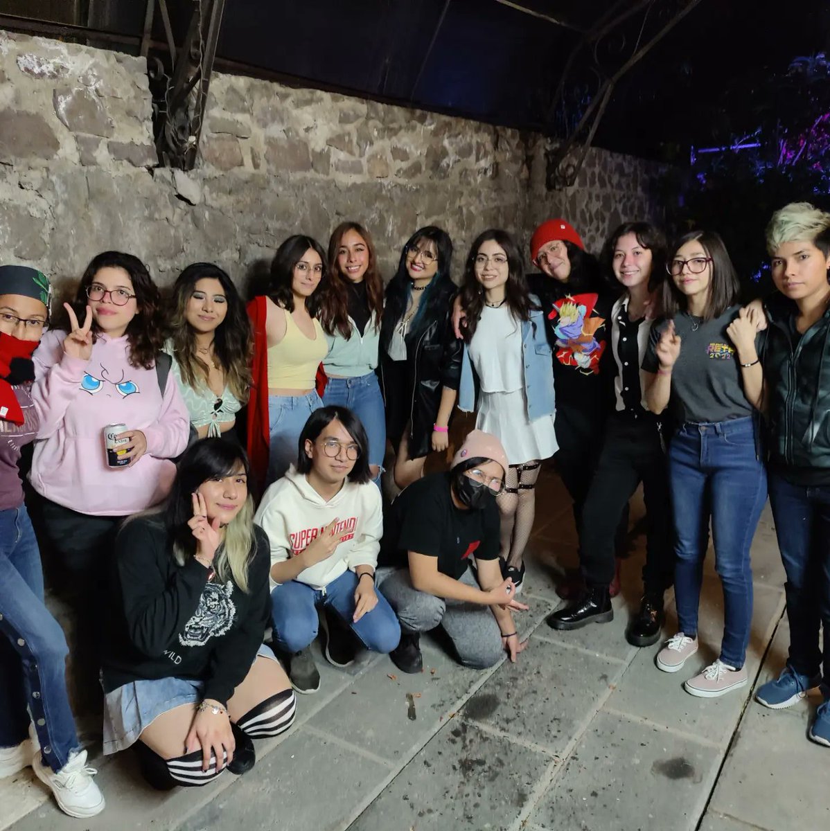 GamingSiisters's tweet photo. Muchas gracias por acompañarnos en nuestro tercer aniversario y ser parte de SF9 🌹 Las vemos en próximos eventos ¡Muchas gracias por el apoyo!
Más fotos en nuestro insta: https://t.co/v2XWhRU9Wz https://t.co/Nqz8uiEhH6