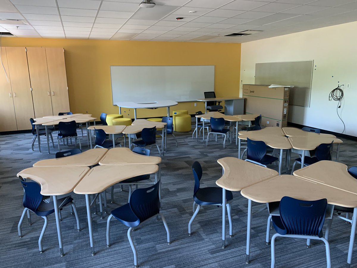 whsd_supt's tweet photo. Some exciting milestones in the new elementary school today! Some of the classrooms have furniture! #VanguardPride https://t.co/oLGzhJs648