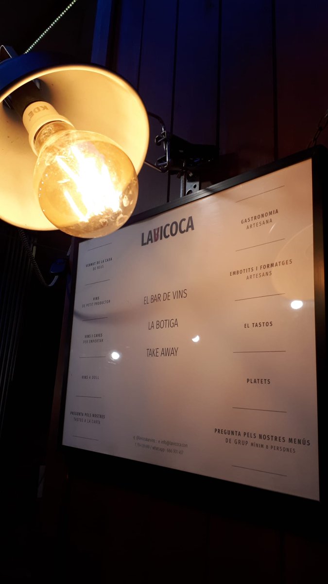 bodevibcn's tweet photo. Ayer estuvimos de vino y picoteo en @lavicocabarvins Las fotos no le hacen justicia, pero este local de Hostafrancs nos ha enamorado. Una selección de vino espectacular y unos platitos clásicos con su toque glamour (el timbal de brandada exquisito). Además, son muy majos! 🍷🥂🍾 https://t.co/CzTgKe4BR8